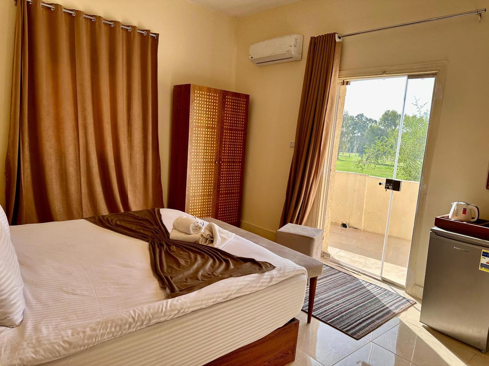Hotel Golf Pyramids View Kafret el-Gabal Exterior foto